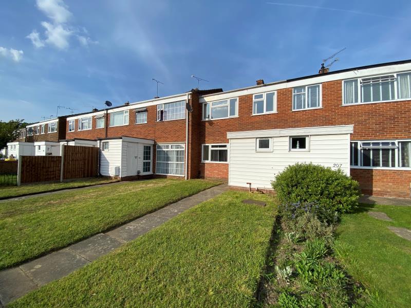 House Pinewood Park in Rushmoor