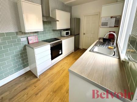 Room Enderley Street in Newcastle-under-Lyme