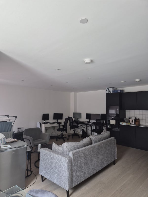 Room Cotton Street in Greater London