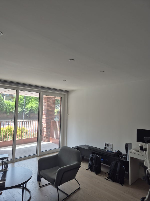 Room Cotton Street in Greater London