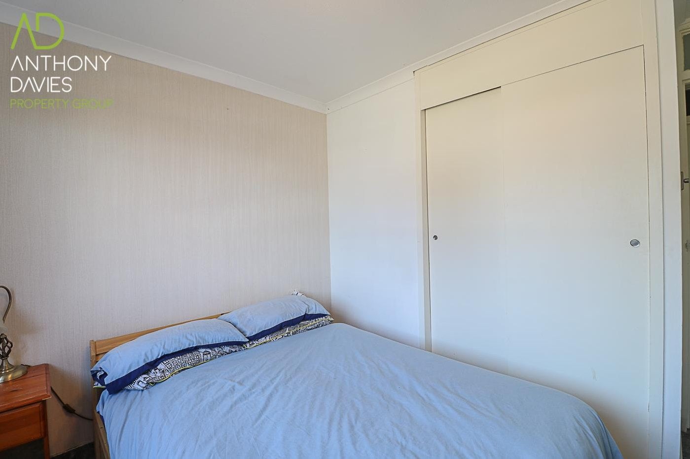 Flat Lampits in Hoddesdon