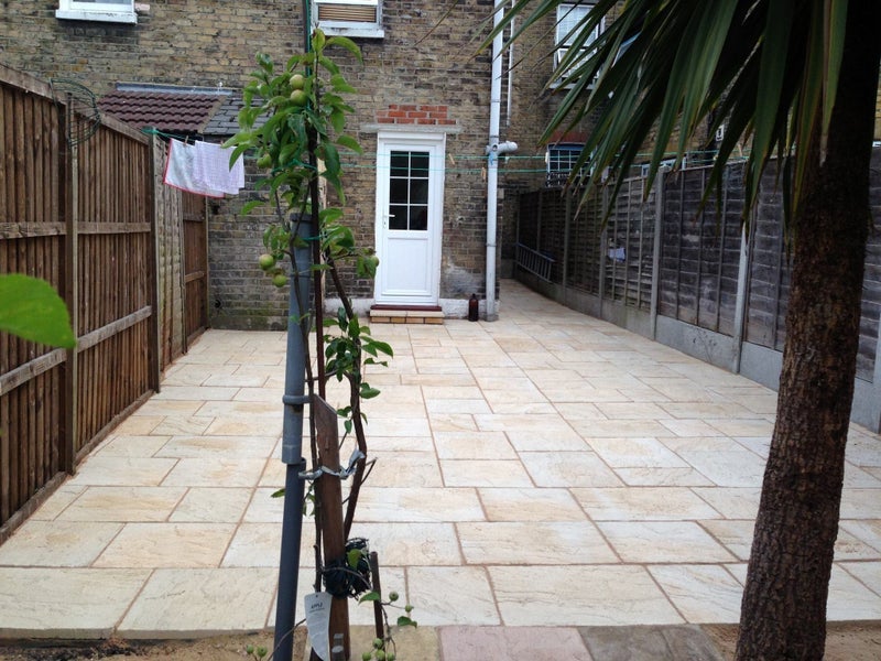 Room Grangewood Street in Greater London