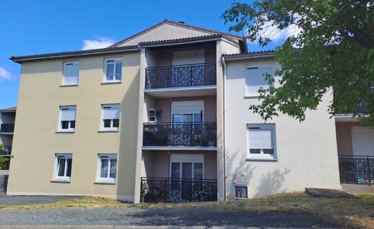 Appartement Rue de l'Égalité à Les Ancizes-Comps