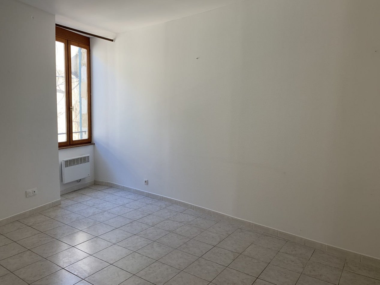 Flat D 40 in Calvisson