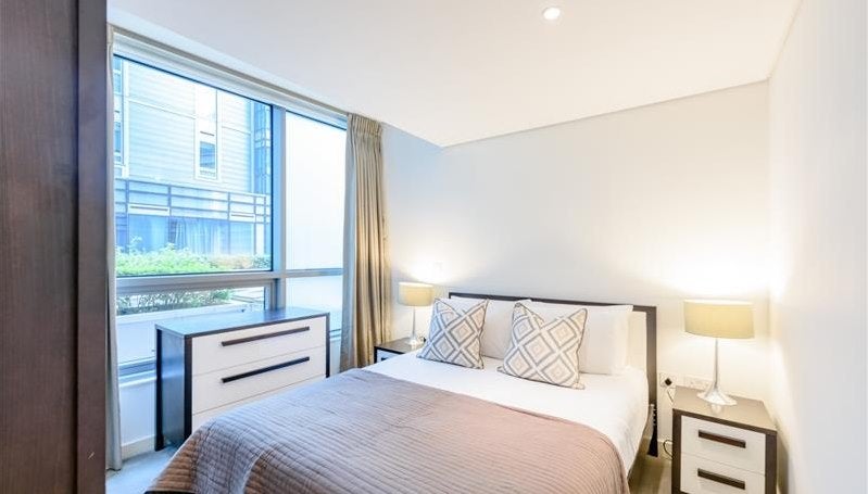 Flat Merchant Square in City of Westminster