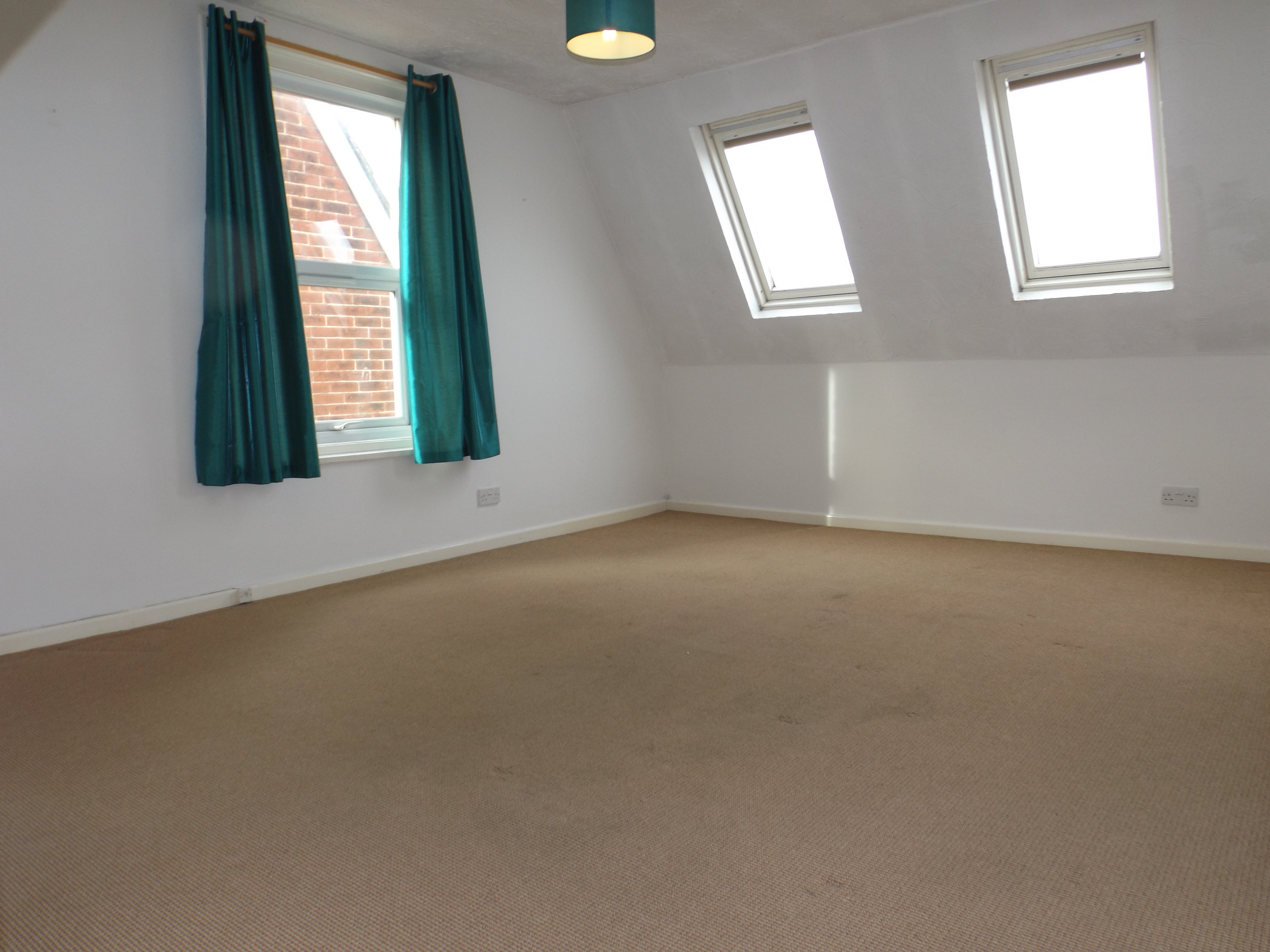 Flat St Ronan's Road in Portsmouth