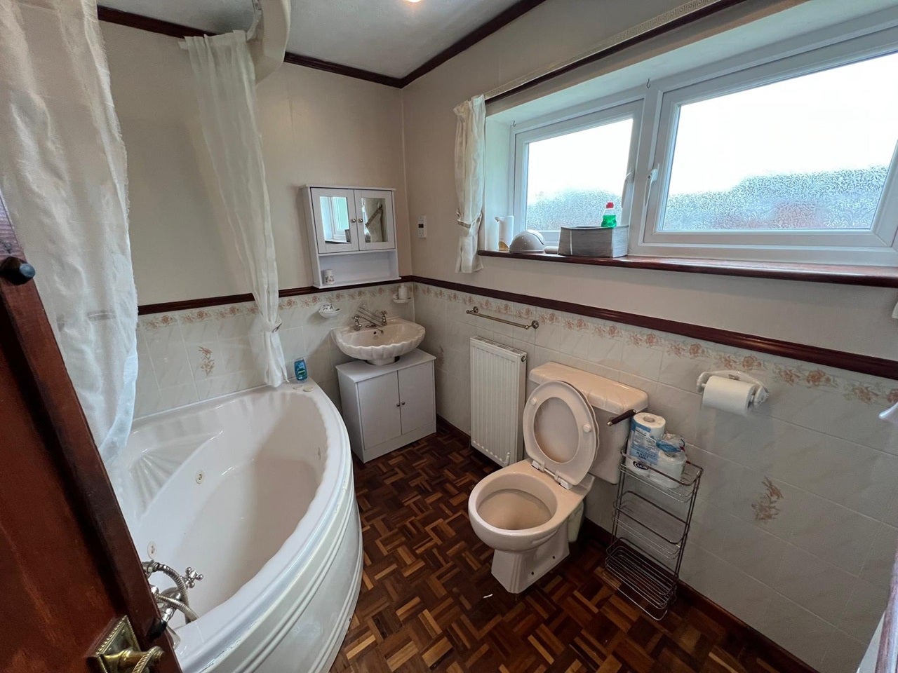 Room Lewis Close in Willenhall