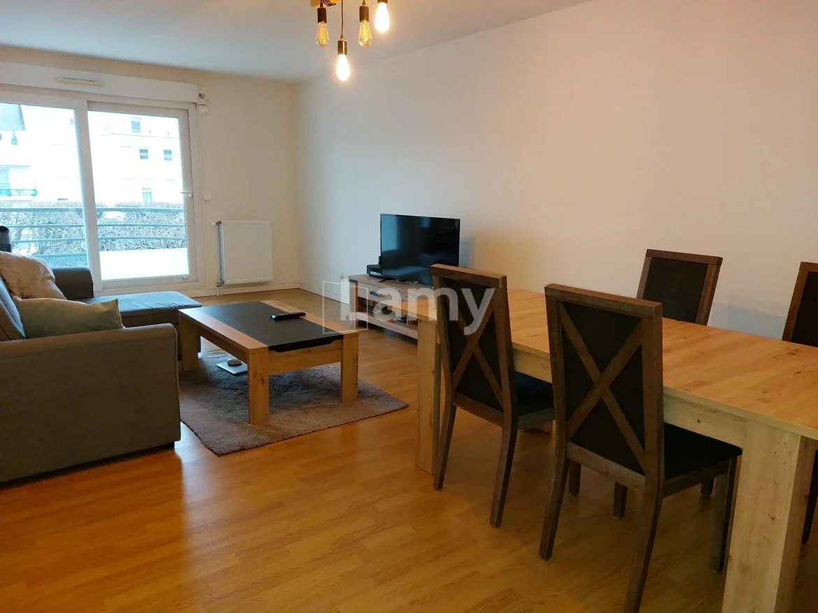 Appartement Place de la Croix Blanche à Compiègne