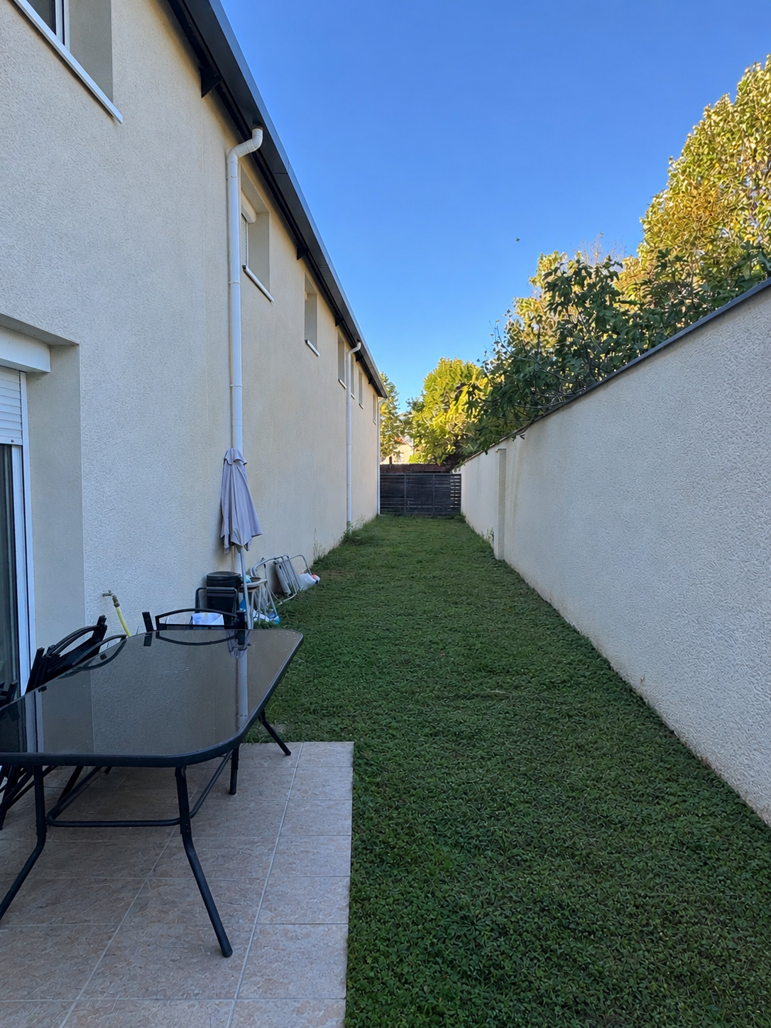 Flat Avenue de la Gare in Montrond-les-Bains