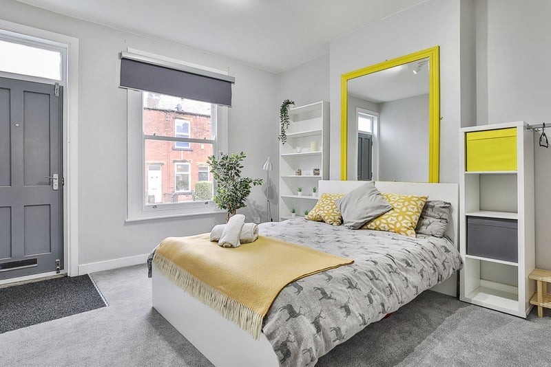 Room Spooner Road in Sheffield