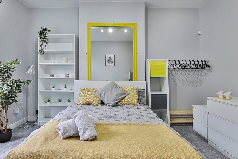 Room Spooner Road in Sheffield