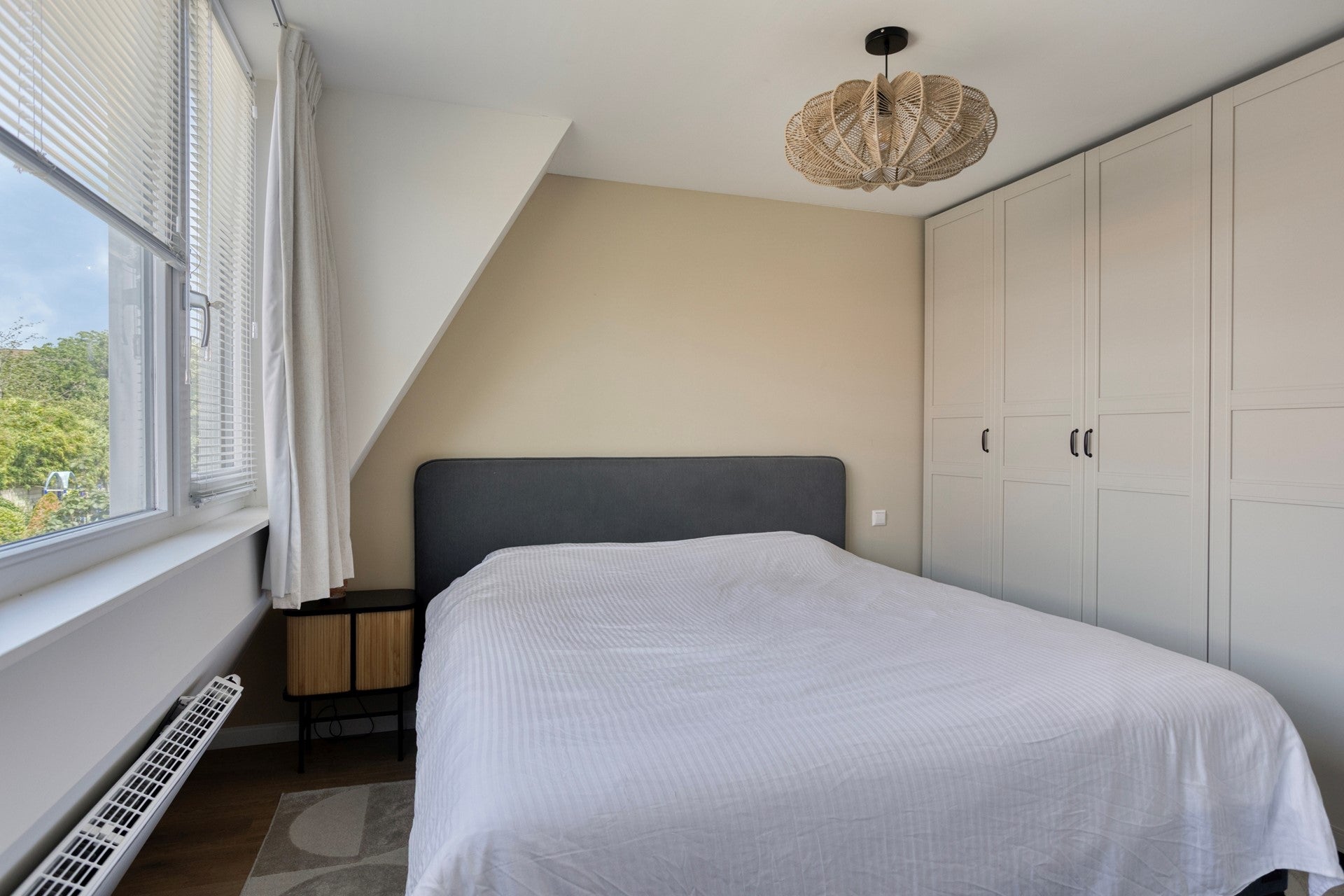 Tussenwoning te koop: Duinzichtstraat 24, Oegstgeest