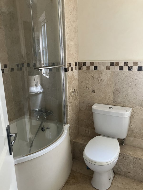 Room Wyedale Way in Newcastle upon Tyne