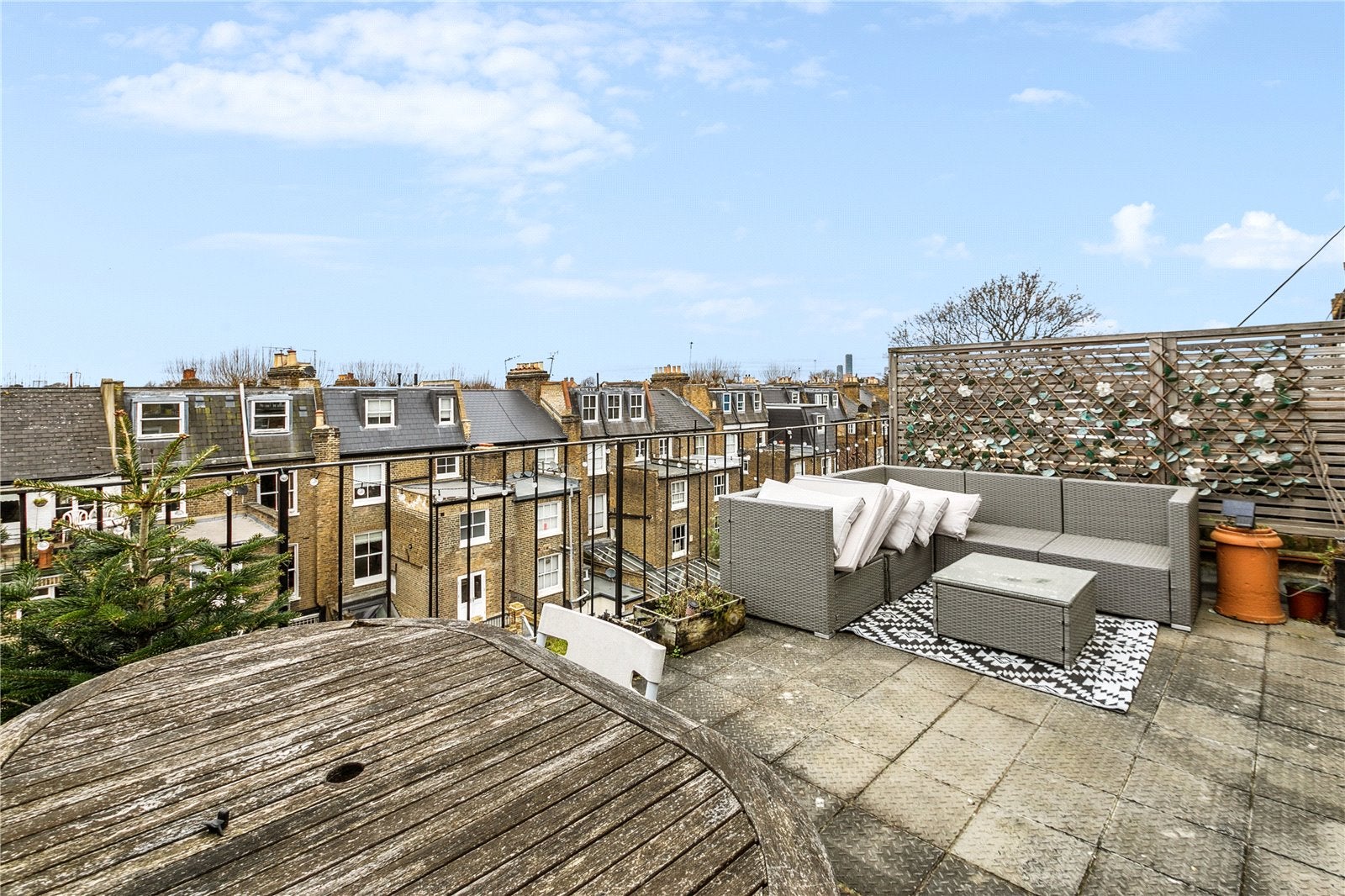 Flat Hammersmith Grove in Greater London