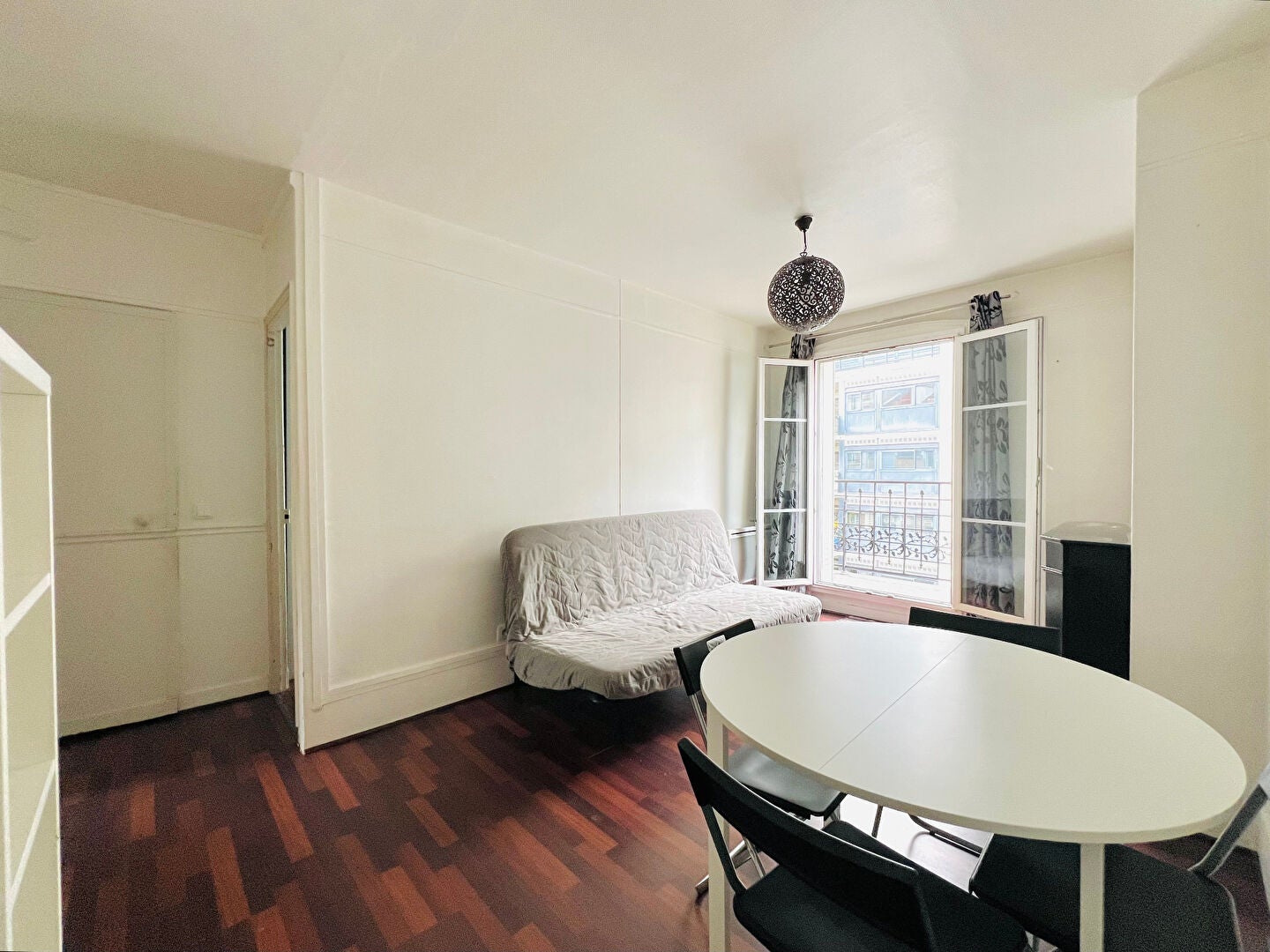 Flat Rue de l'Amiral Mouchez in Paris