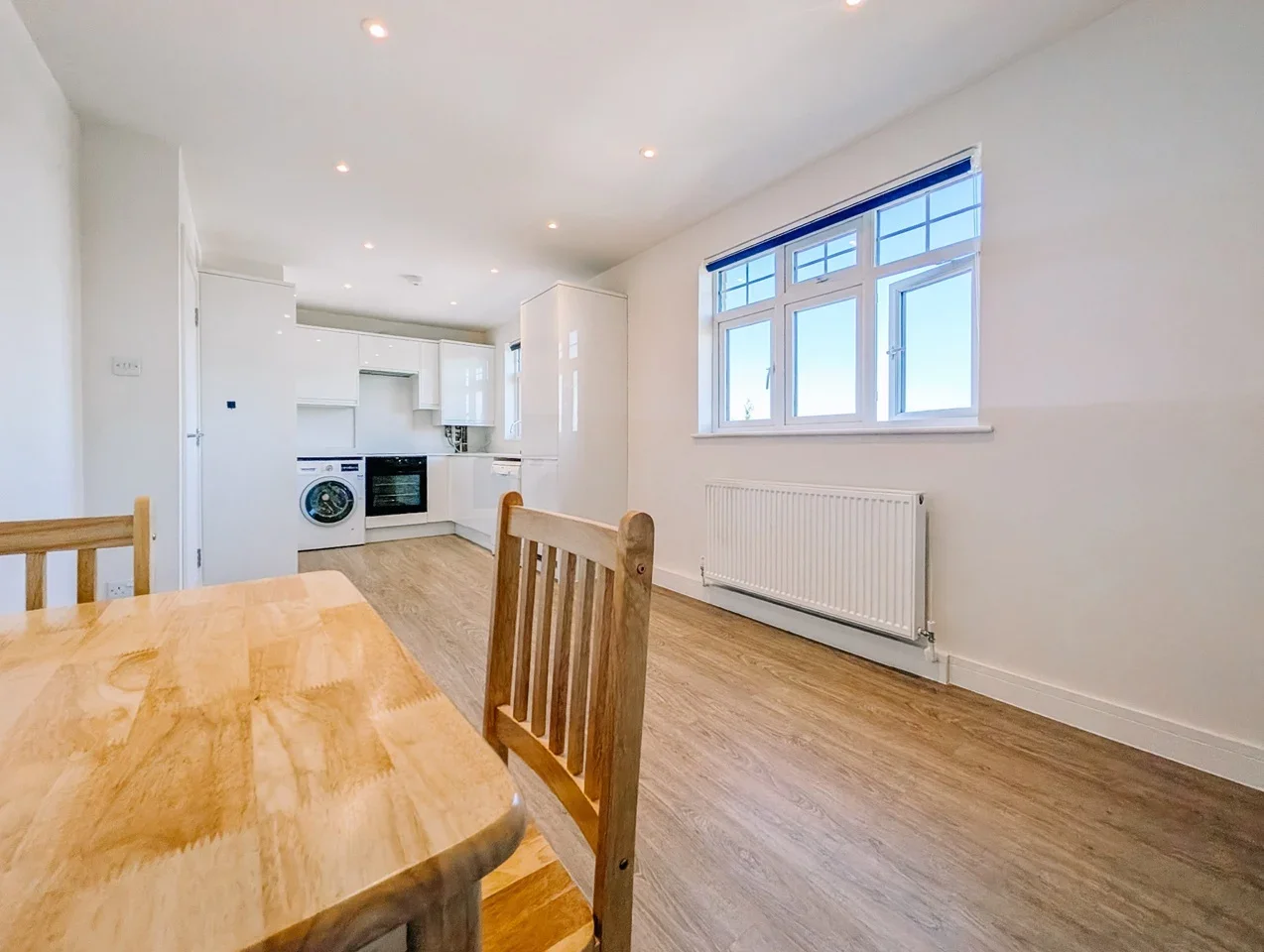 Flat Addiscombe Road in Greater London