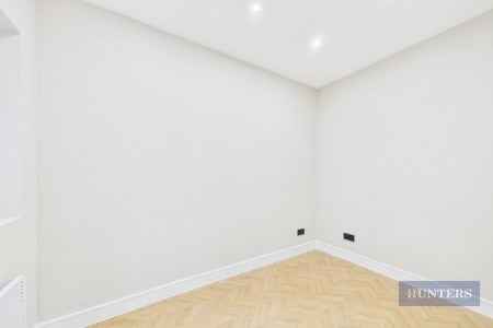 Flat Golden Grove in Southampton