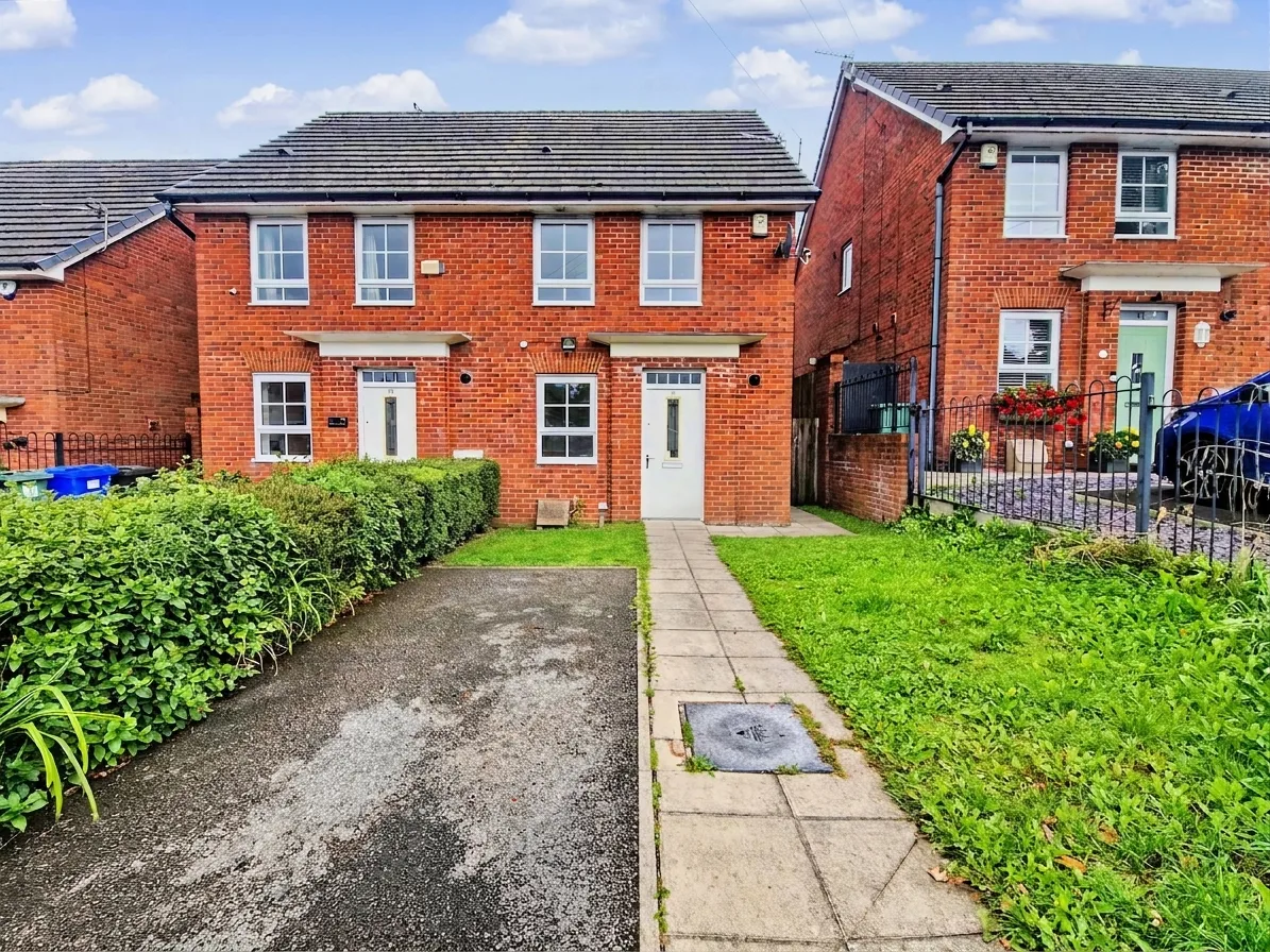 House Johnson Street in Radcliffe