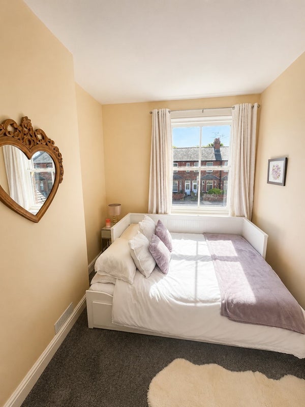 Room Chester Road in Helsby