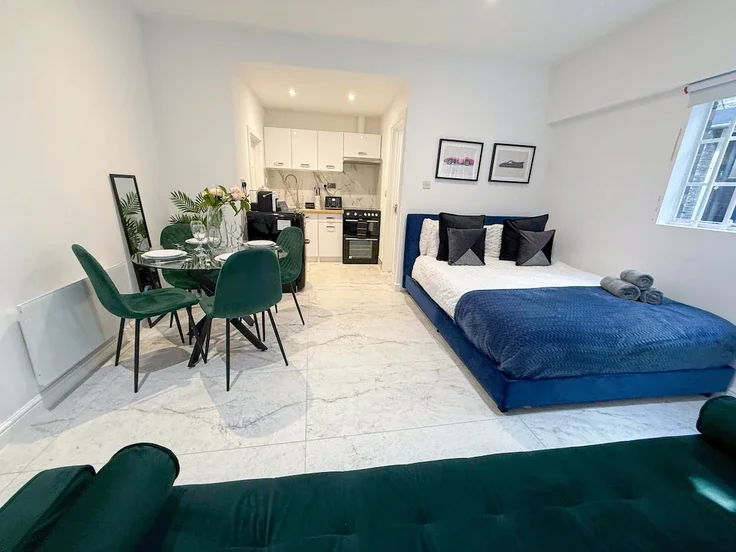 Flat Wakefield Street in Greater London