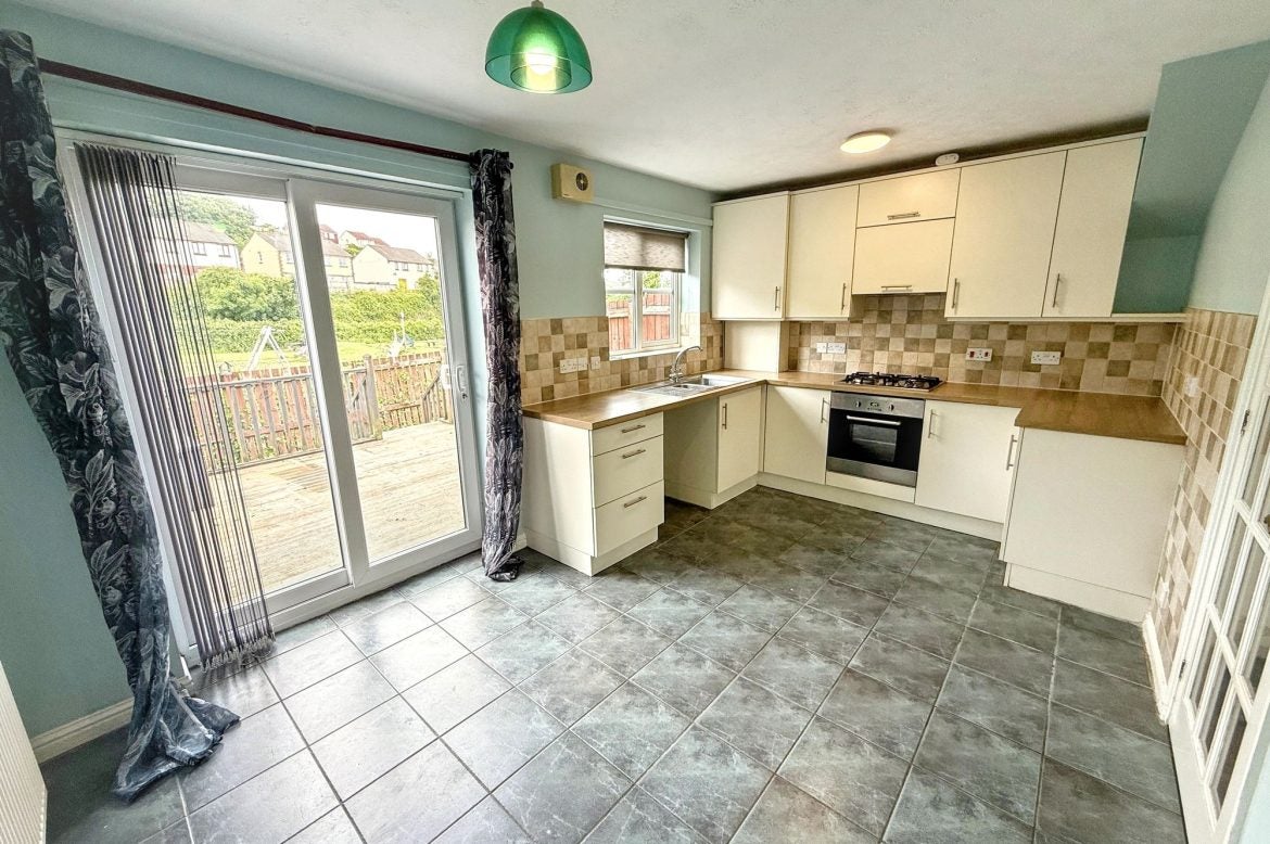 House Kintyre Close in Torquay
