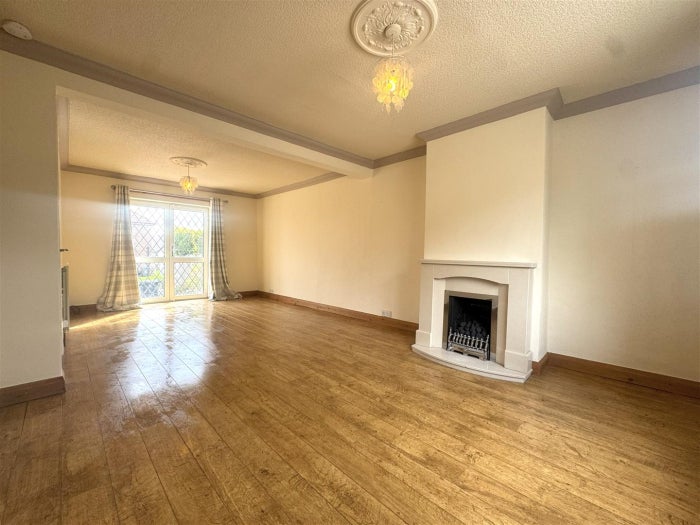 House Sandholme Crescent in Calderdale
