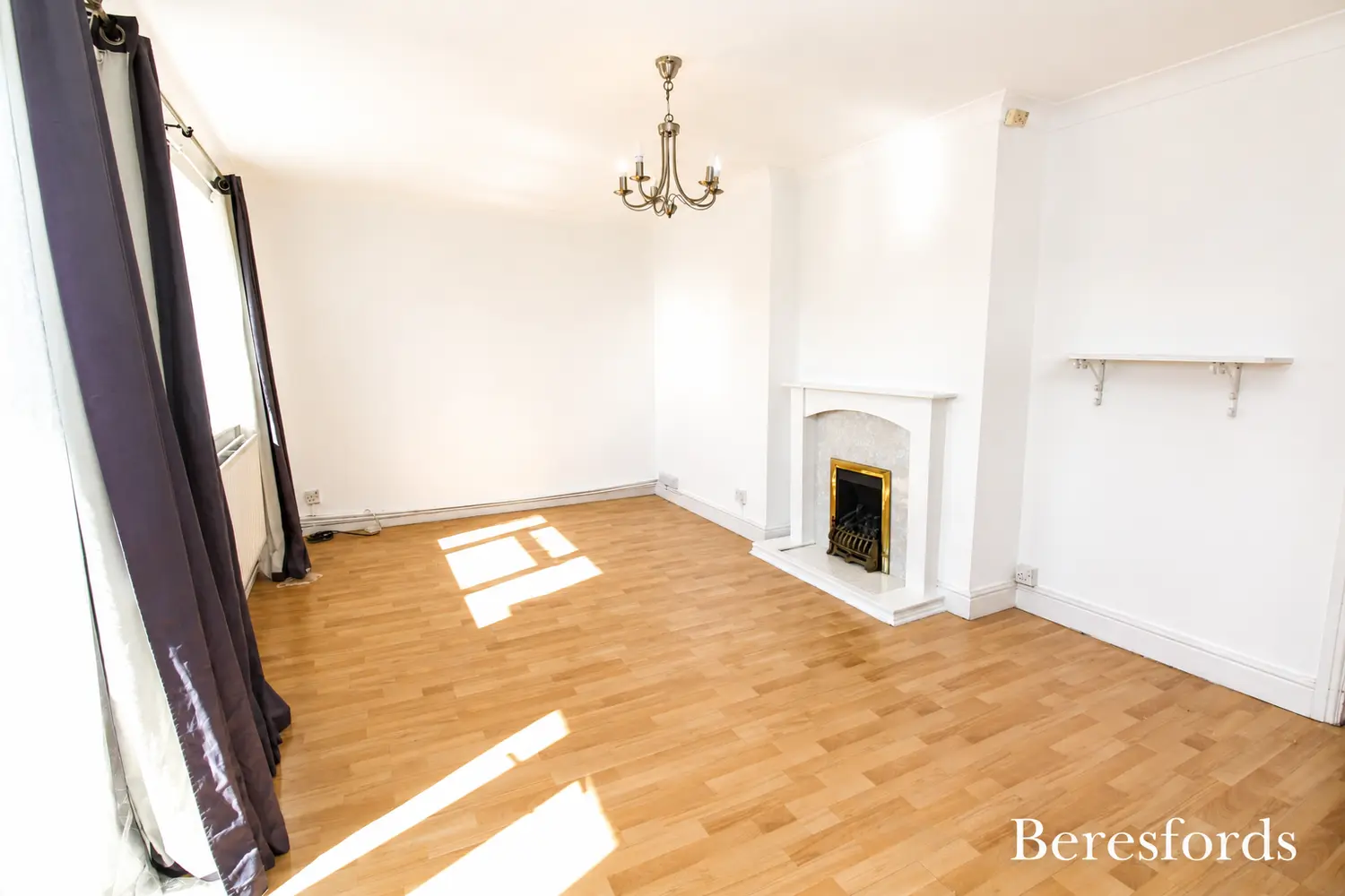 Flat Gadsden Close in Greater London