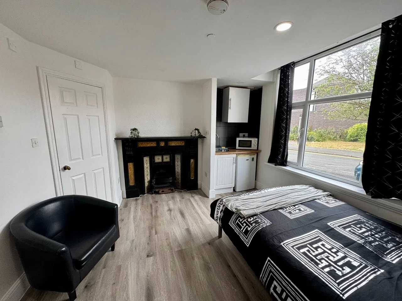Room Wharfedale Street in Sandwell