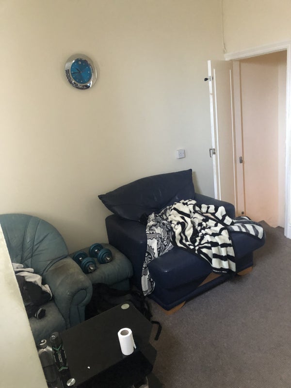 Room Longroyd Place in Leeds