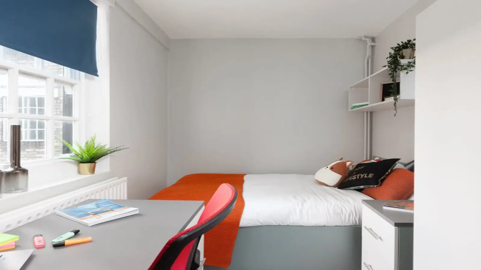 Room Horseferry Road in City of Westminster