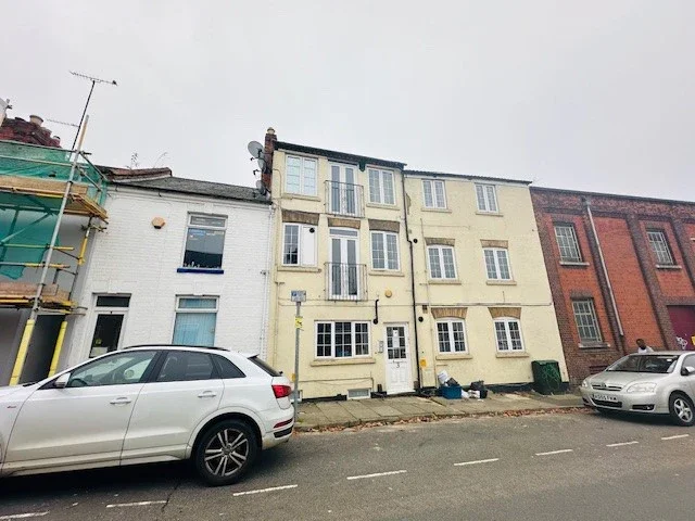 Flat Craven Street in Northampton