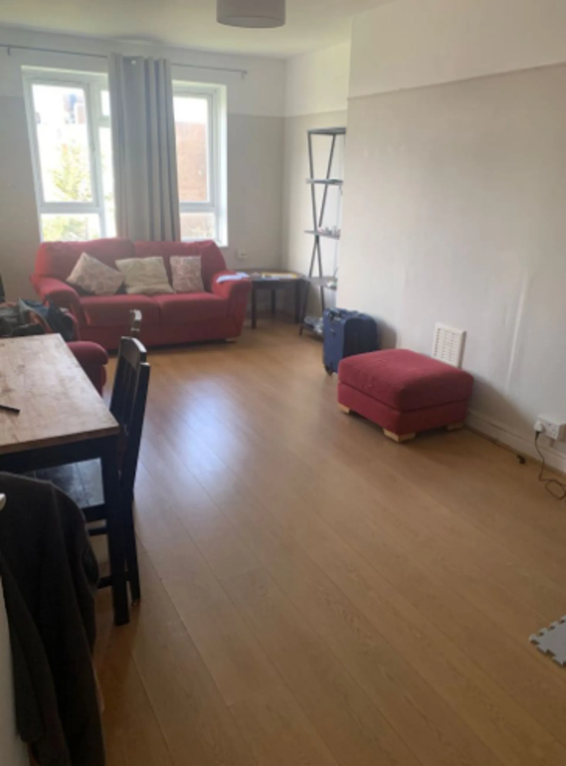 Flat Wickham Road in Greater London