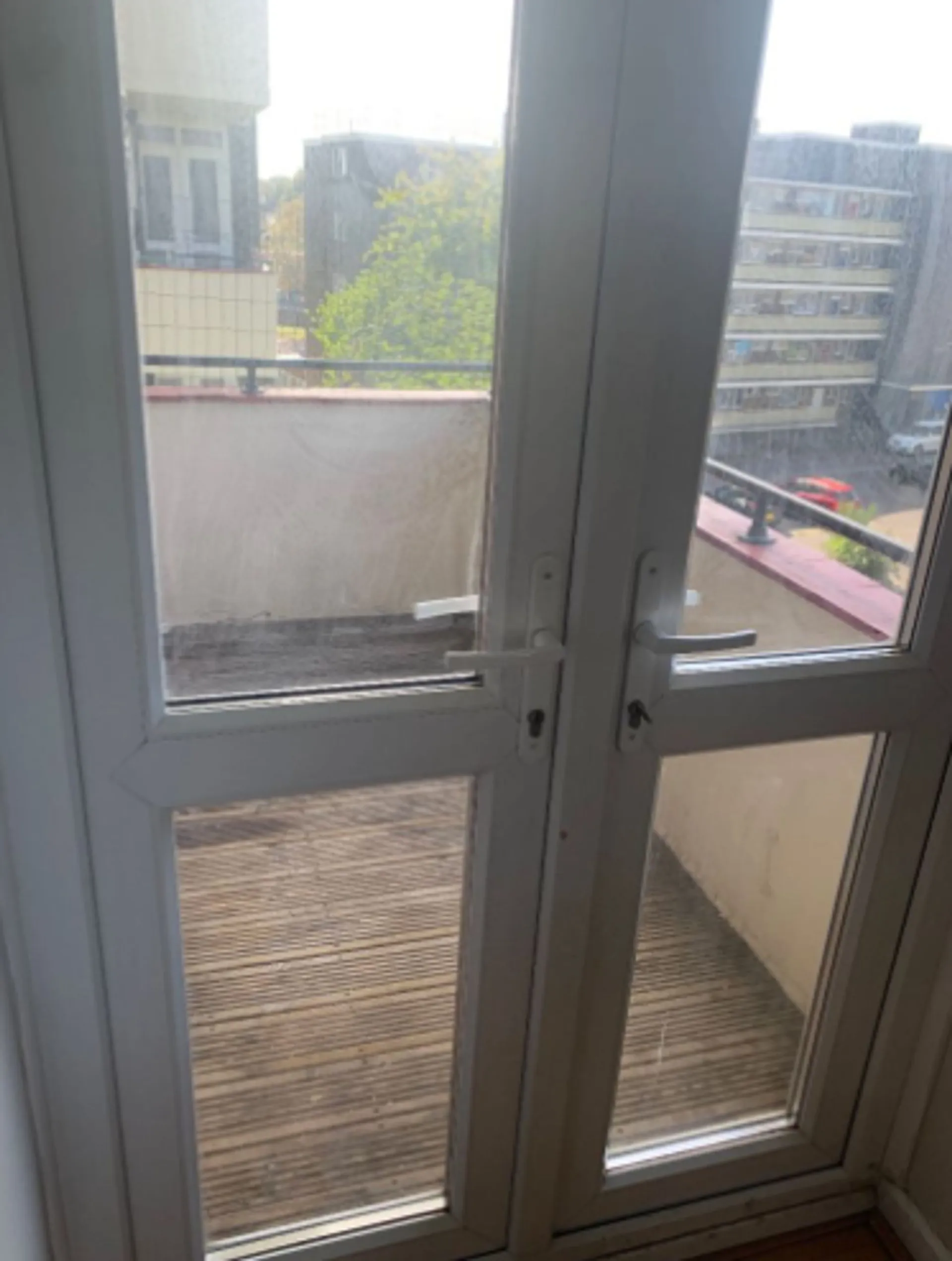 Flat Wickham Road in Greater London