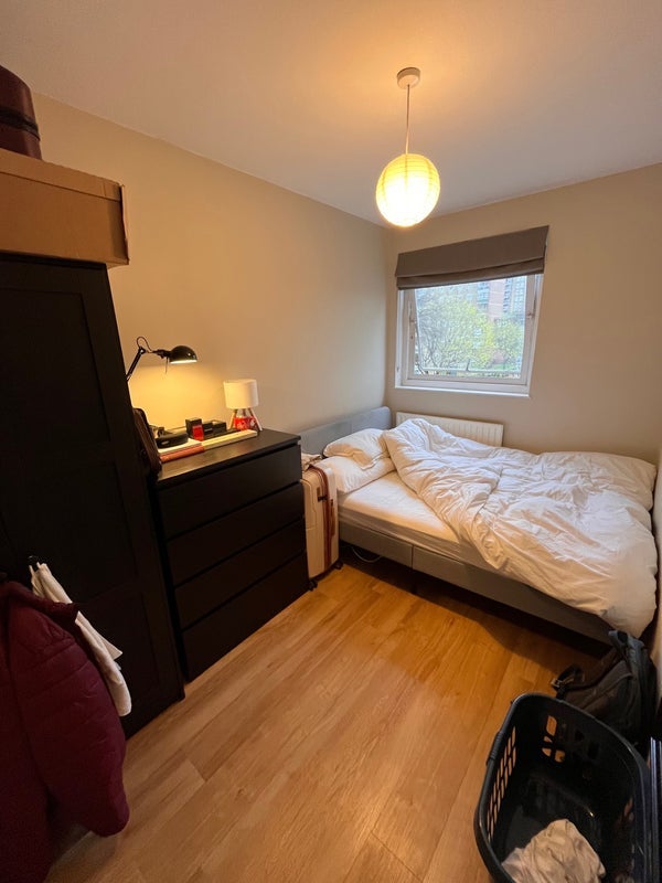 Room Culvert Road in Greater London