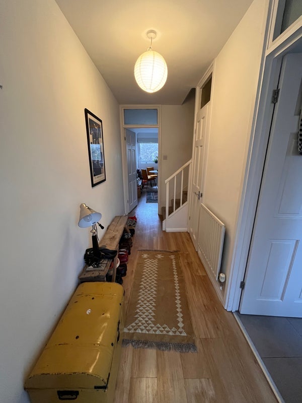 Room Culvert Road in Greater London