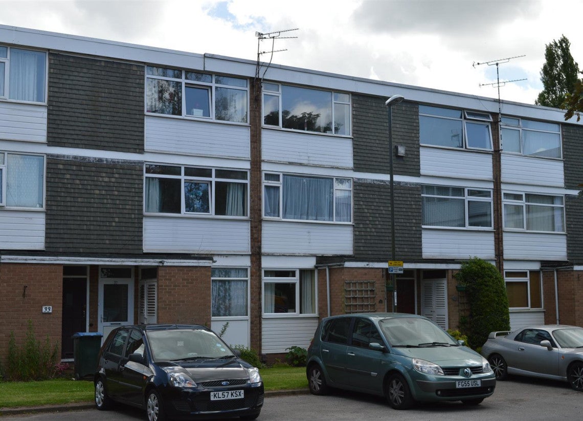 Flat Darnford Close in Coventry