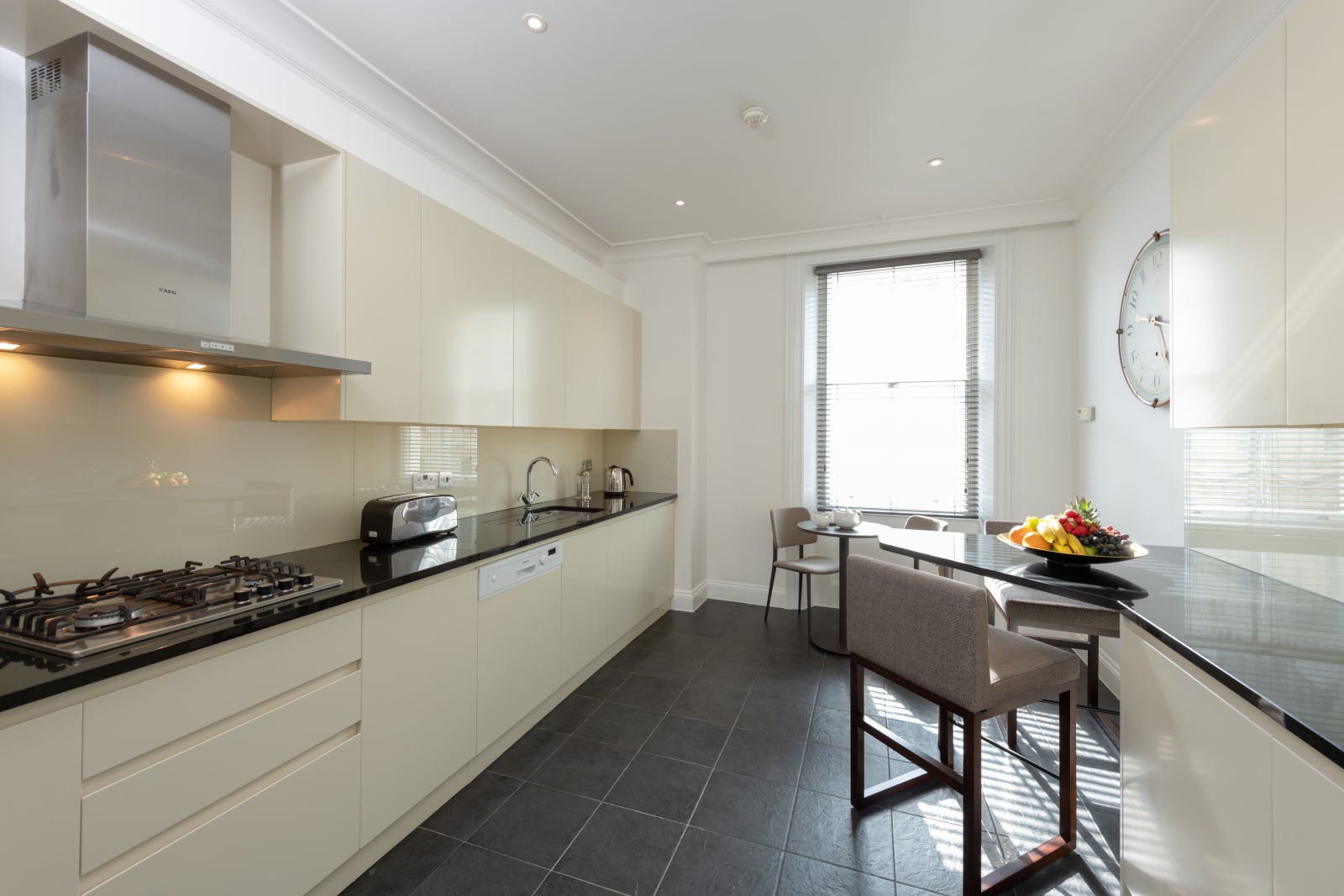 Flat Prince of Wales Terrace in Greater London