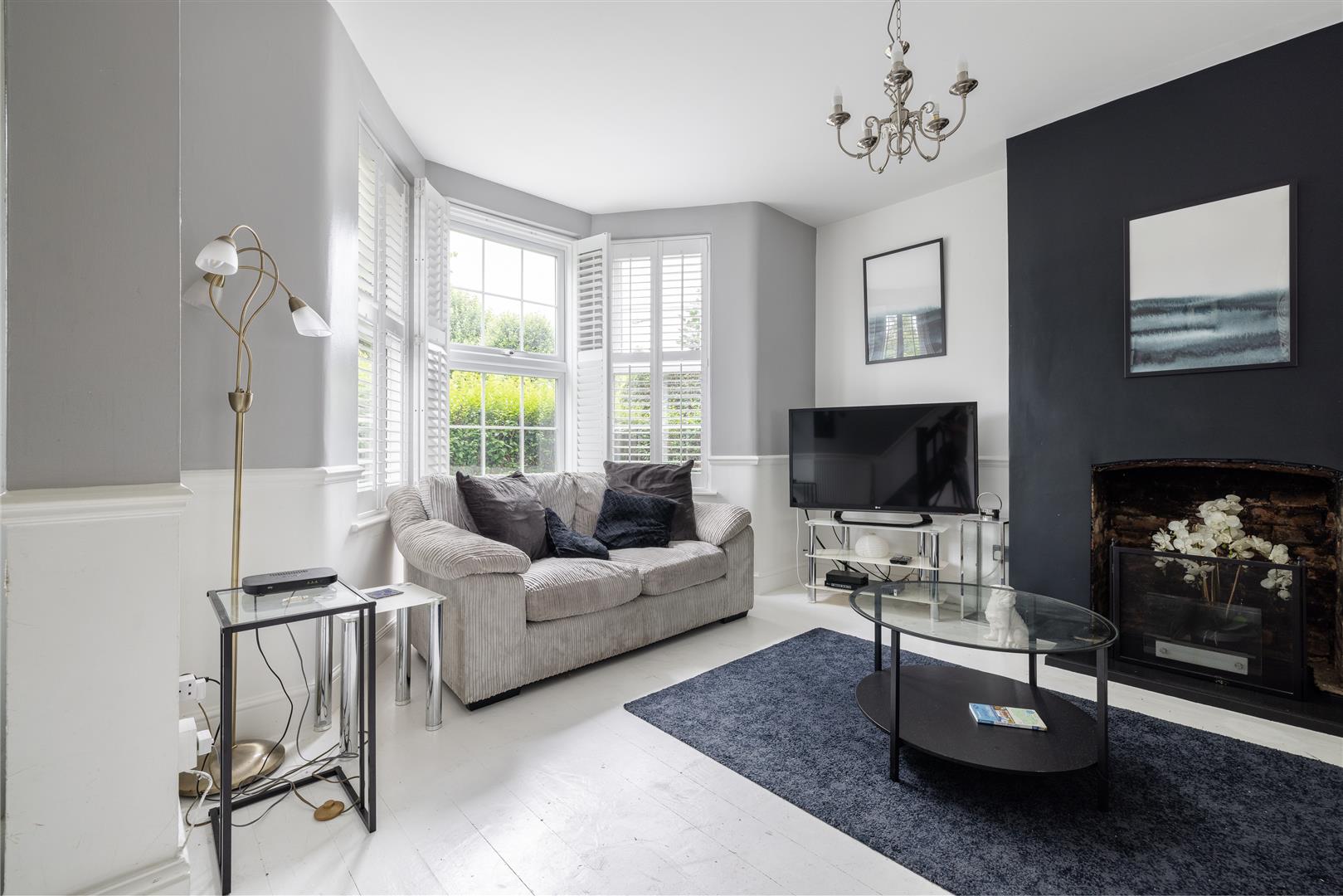 House Ardleigh Road in Greater London