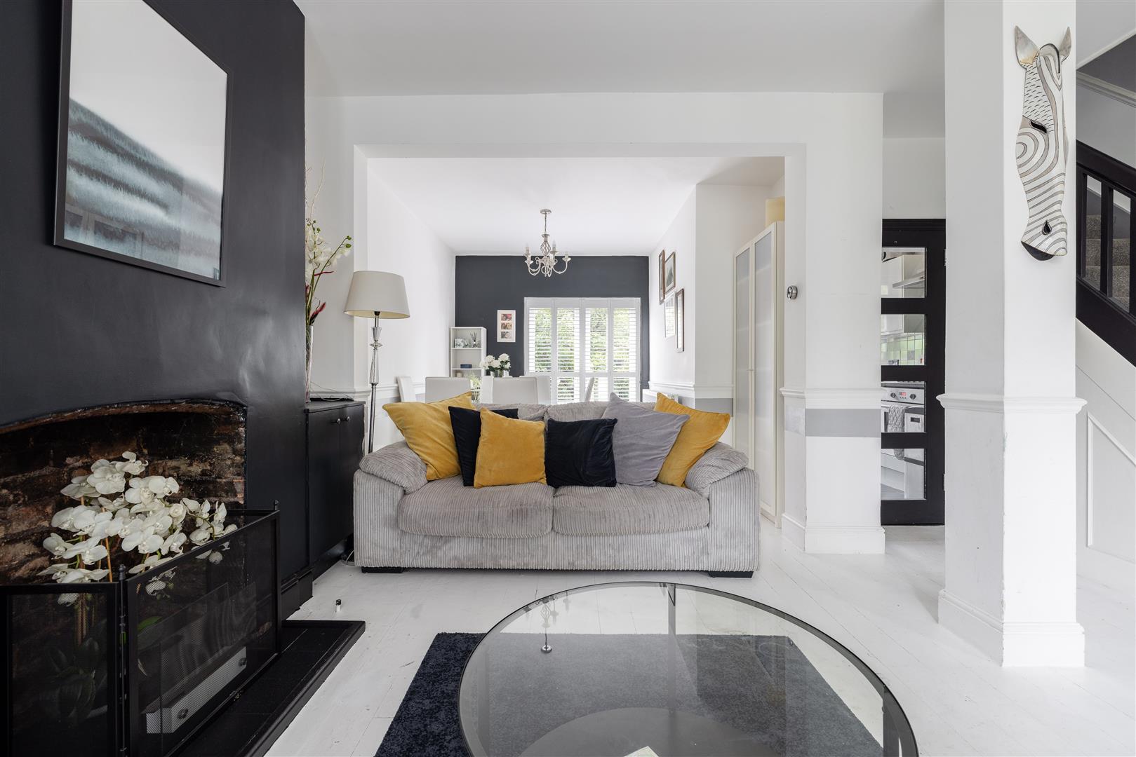 House Ardleigh Road in Greater London