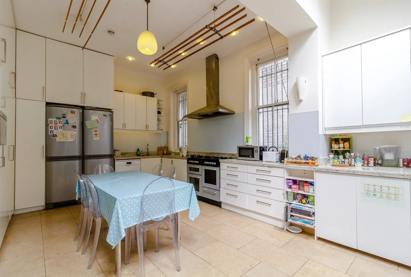 Room Knatchbull Road in Greater London