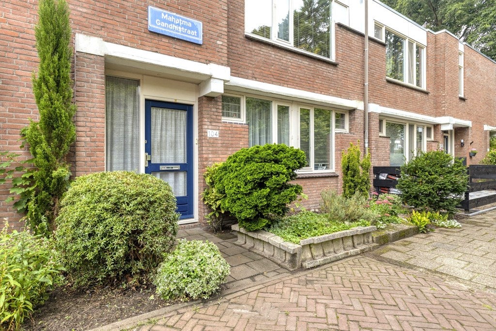 Appartement Mahatma Gandhistraat 104 in Den Haag