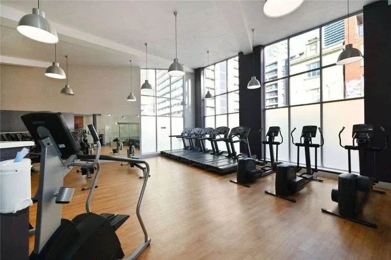 Room Hutching's Street in Greater London