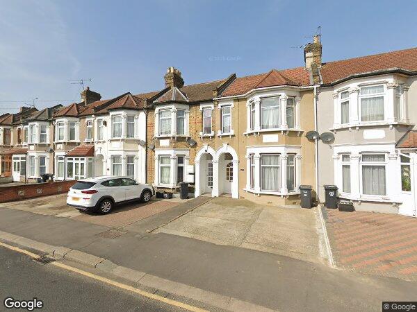 Flat Thorold Road in Greater London