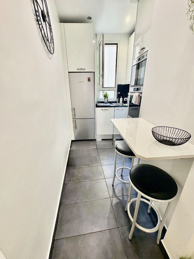 Appartement Rue Armand Silvestre à Courbevoie