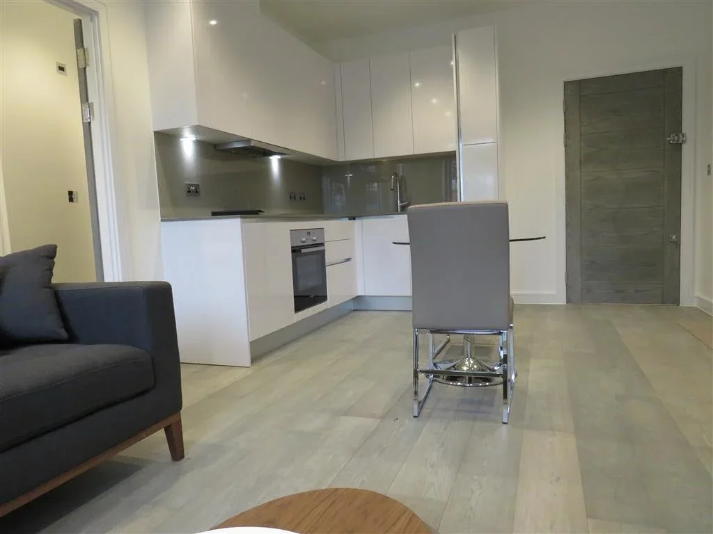 Flat Bath Road in Slough