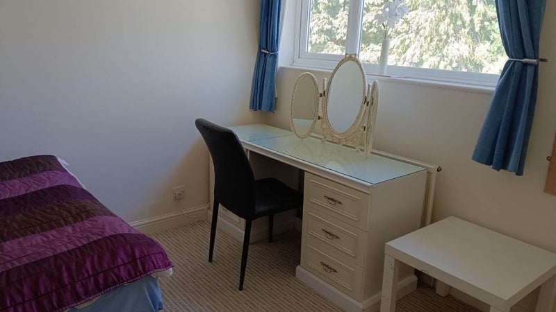 Room Linstead Road in Rushmoor