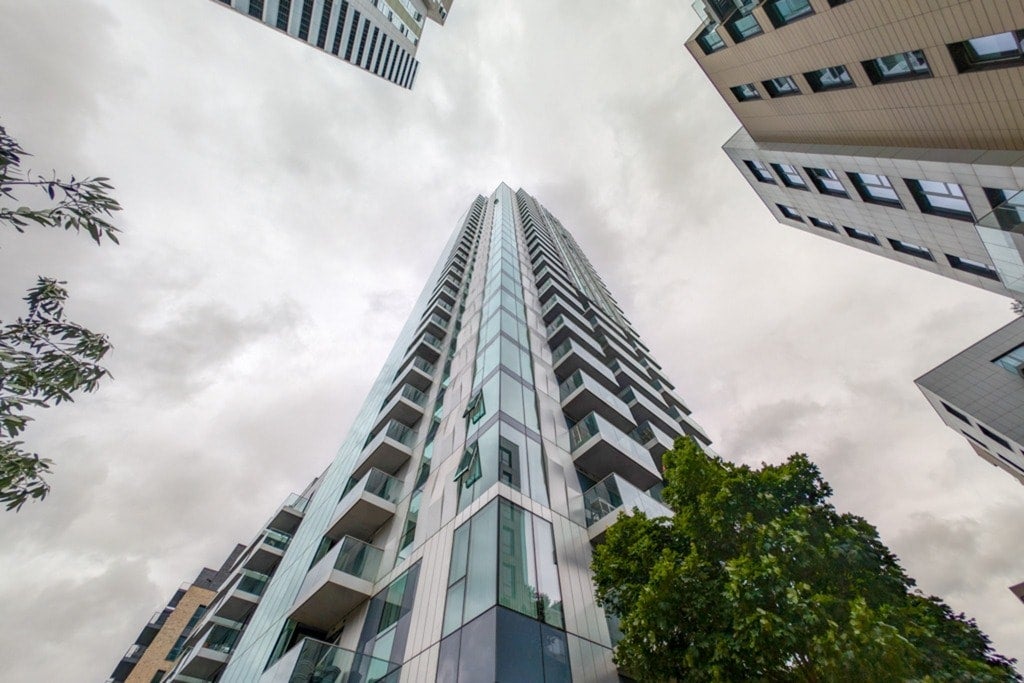 Flat Devan Grove in Greater London