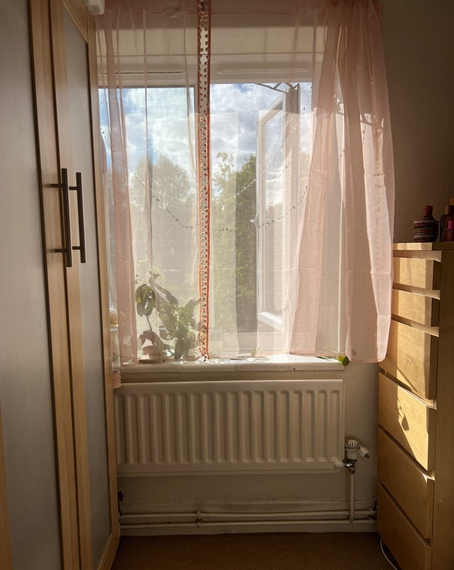Room St. John's Drive in Greater London
