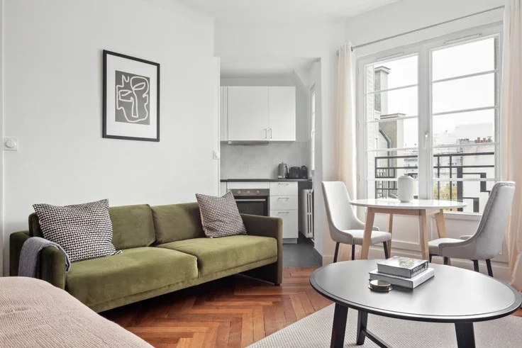 Flat Rue Saint-Didier in Paris