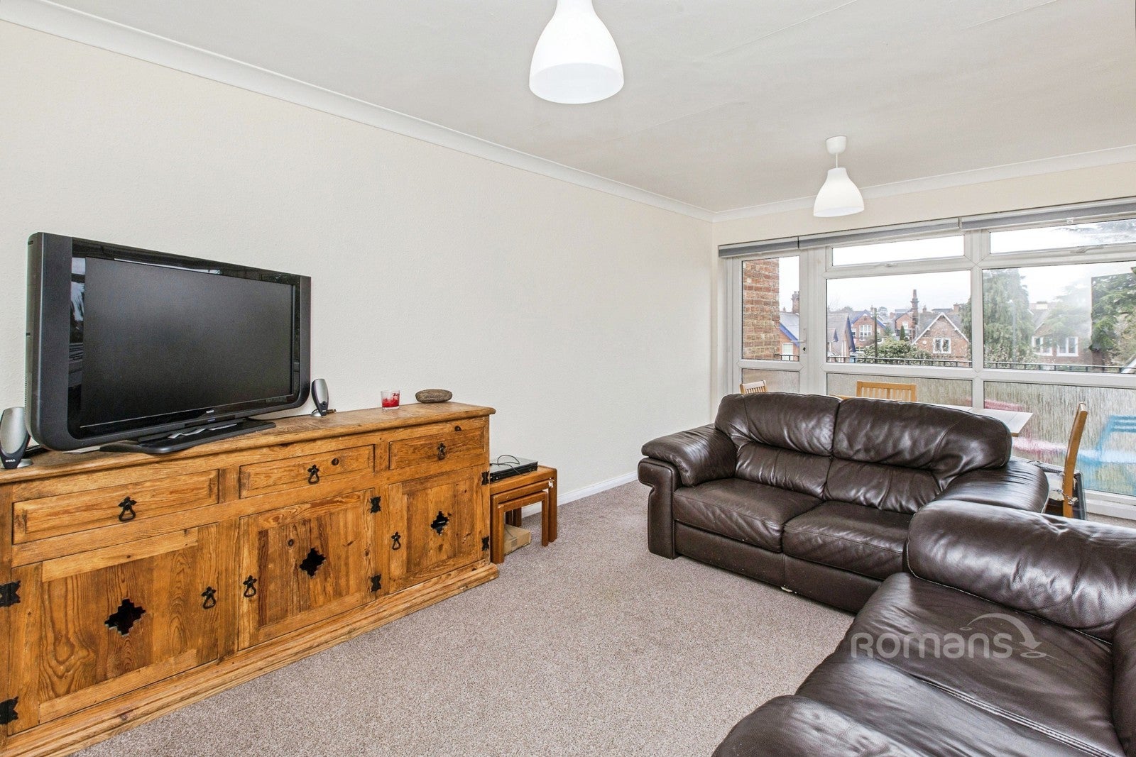 Flat Croxley Rise in Maidenhead